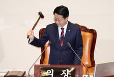 '이태원 참사 특조위' 1년 연장…민생법안 17건 국회 본회의 통과