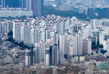 "쥔 돈 하나도 없는데" 소득 높단 이유로...공공임대는 '그림의 떡'