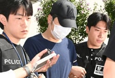 5살 딸 앞에서 아내 살해한 공무원 '구속'...'아동학대' 혐의도 적용