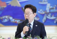 이재명 대통령 지지율 40% '취임 후 최저'…국민의힘 5%p 급등
