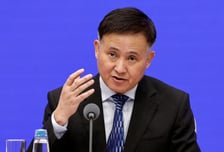 美 무역 불균형 지적에…中 인민은행 총재, "일관성 없는 정책이 문제"