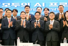 '모두의 AI 청사진' SKT·카카오·KT "연내 500만 이용자 확보"