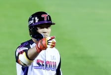 1078일 만에 돌아온 고우석, KBO 복귀전 진땀 SV! LG, '0:3→4:3' 삼성 잡고 5연승 질주... 3.5G차 추격 [잠실 현장리뷰]