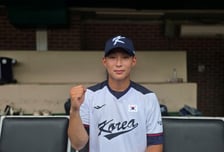 "온 가족이 한화 팬" 문현빈 보며 자란 17세 포수, 고3 형들 제치고 태극마크 달았다 "꼭 금메달 따서 올게요" [인터뷰]