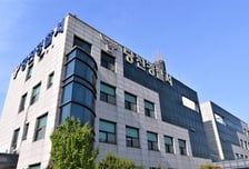 아버지 부양 시비, 동생에 칼부림…60대 형 입건