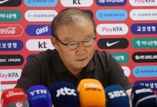 축협 비판한 박항서...이영표·박주호에 남긴 말