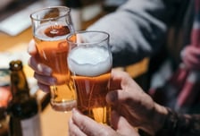 "딱 한 잔, 이 정도는 괜찮잖아" 매일 술 벌컥...암 사망 위험 높인다