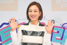 "정말 잘못했다" 장윤정 모친, 눈물 쏟더니...1심 앞두고 반성문 제출