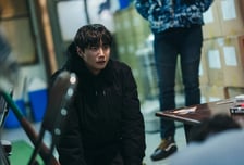 '포핸즈' 이준영, 다시 진흙탕 길 걷나?  사채업자 앞에 무릎 꿇었다