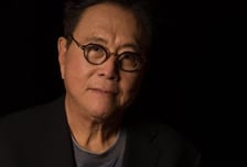 "아파트 1500채, 빚만 1조6000억"...'부자 아빠' 놀라운 투자 전략