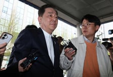 경찰, 수사 1년만에 김병기 구속영장 신청…차남 취업청탁 등 혐의