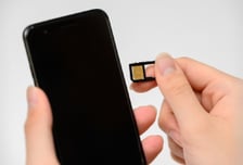 '월 0원' 알뜰폰 갈아탔는데..."품질 불만, 고객센터 답 없어"