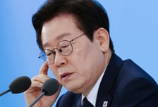 靑 "호르무즈 안정화, 원유 수입·국민 안전 차원서 중요…李대통령, 많은 고민 있다"