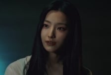 프로미스나인 리더→배우…이새롬, '재벌X형사2'로 강렬 눈도장