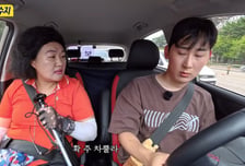 '정치색 논란' 이수지, 자필 사과 뒤 돌아왔는데…조회수는 '뚝'