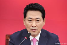 장동혁 "영화보다 급한 건 주거 사다리…李, 돌아오면 괴로운 일들만"