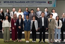 UAE EDE 파티마 알 카비 청장, 바이오솔루션·헬릭스미스 마곡 R&amp;D 현장 방문
