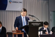 최윤범 회장, '3%룰'에 웃었다…MBK "내년 정기주총 분기점"