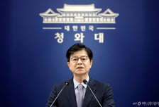 성기홍 靑 수석 "호르무즈 기여=파병 등치해선 안돼"