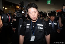 "장인한테 조끼 발주" 특혜 논란에 불신임 투표까지…삼성 노조 균열