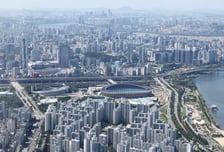 강남3구 아파트 가격, 동반 하락… 중저가·외곽 강세는 계속