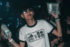 3300억 도둑질, 슈퍼카 30대 사고 에르메스 뿌린 20대...감옥 간 근황