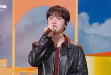 도경수, 결혼식 인기곡 '팝콘' 역주행에 감격 "처음 느껴보는 기분"