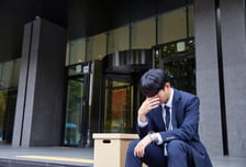 3개월 월급 받고 나가라고?...입사 7일 만에 "안 뽑았어도 됐을 것 같다"