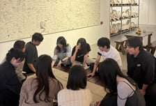 한국 현대미술 상징하는 이강소, 직접 느껴볼까…롯데가 건넨 초대