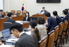 여야, 의무공개매수 '50%+1주' 합의...정무위 법안소위 통과