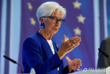 미중 AI대결에 눌린 유럽… ECB 총재 "자체모델 세워야"