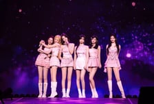 베이비몬스터, 첫 마카오 공연 양일 매진…1.8만명 관객 열광
