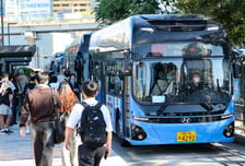 최대 쟁점 미뤄두고… 서울 버스, 일단 다시 달린다