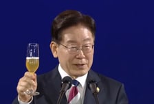 이 대통령, 한·중앙아 공식만찬 "'미래의 실크로드' 청년들 희망 열 것"