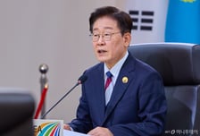 李대통령 "암표 거래, 끝까지 추적…부당 수익까지 반드시 환수"