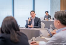 구광모 LG 회장 "'AI 미래 승부'서 CEO의 집요한 실행력 필요"