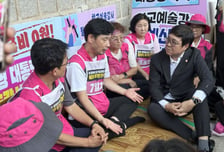 [단독]단식 이유 있었네…학교예술강사, 강의 2배↑ 임금은 5년째 동결