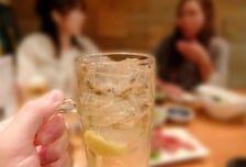 "내 남편 절대 안 보내"…이혼 전문 변호사가 꼽은 '위험한 모임'