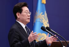 李대통령, 여권 갈등에 "저로 인한 측면 없지 않다…다시 시작하면 좋겠다"
