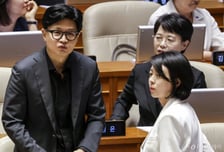 '김승원 사퇴'에 배현진 "결사옹호하던 '이재명민주당'도 국민 못 이겨"