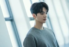 '포핸즈' 송강, 이 얼굴로도 짠하네