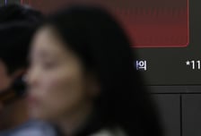 코스피 7000선 복귀, 반도체가 들어올렸다
