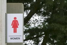 여자화장실 침임 60대...여장까지 해놓고 "술 취해서" 황당 변명