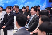 "청년의 분노" 낮은 지지율 어쩌나.. 파격 적금·대출에 취업·주거 정책 쏟아진다