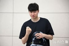 "끝없이 도전해라, 멋있다" NBA 선배 하승진 한마디에 이현중 '뭉클'... "저보다 대단한 길 걸은 선배, 꼭 일 내고 싶다" [인천 현장]