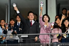 '방버지' 아는 김혜경 여사에 박진영 '깜짝'…대통령 부부, 멕시코서 K팝 교감