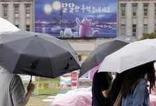 [오늘 날씨] 전국 곳곳 출근길 빗방울…일교차 최대 15도