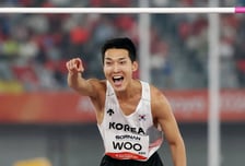 우상혁 또 날았다...2m22로 '동메달', 아시안게임 3회 연속 메달