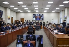 환노위, 이재용·최태원 증인 채택 공방…野 "맹탕 국정감사 만드나"