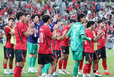 [포토] 손흥민 '울산에선 이길게요'